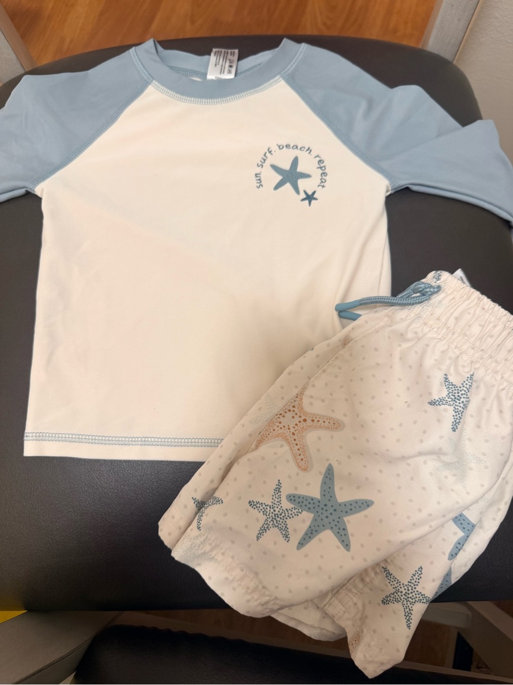 Kids Blue & White Starfish Rash Guard Set - Swim Top & Shorts